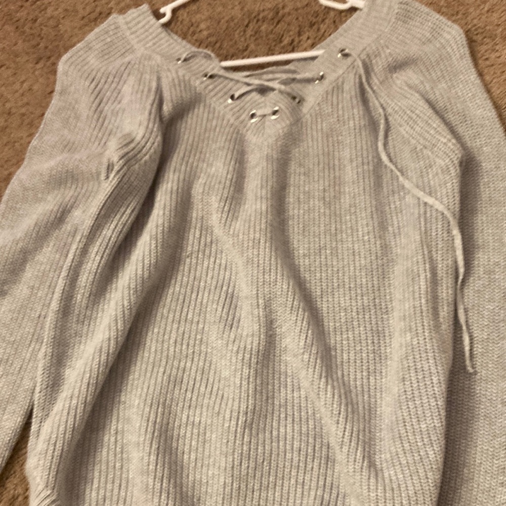 Gray Tie sweater, size large